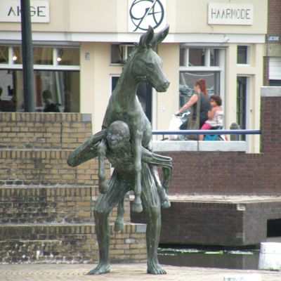 1099_een_beeldenroute_7_9_9.jpg