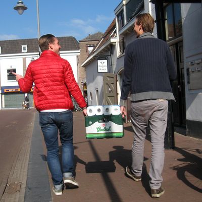2587_eerste_levensbehoeften_30_09_2013.jpg