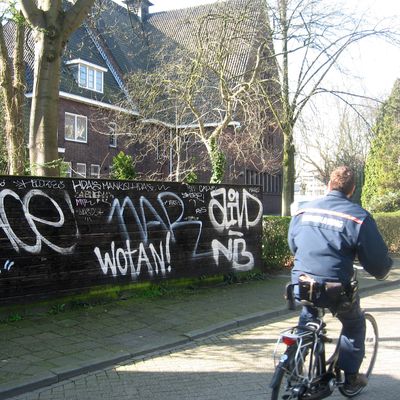 2748_op_de_huid_11_03_2014.jpg