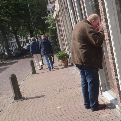 4588_annemaria_links_half_gouda.jpg