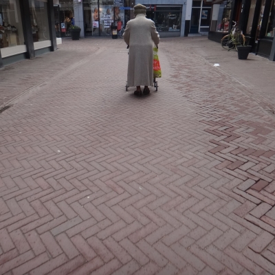 4886_naar_de_slager_half_gouda.jpg