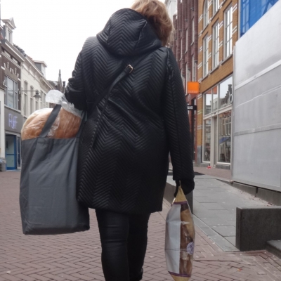 5030_voor_het_eten_half_gouda.jpg