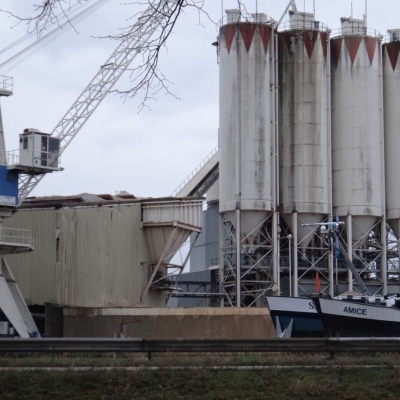5136_niet_van_beton_half_gouda.jpg
